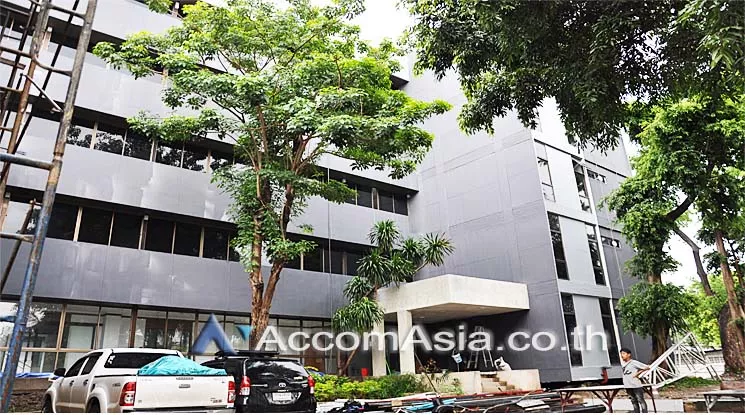 9  Office Space For Rent in Dusit ,Bangkok  at Thalang Building AA15891